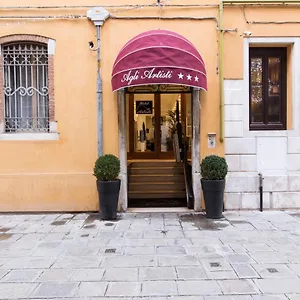 3* Hotel Agli Artisti